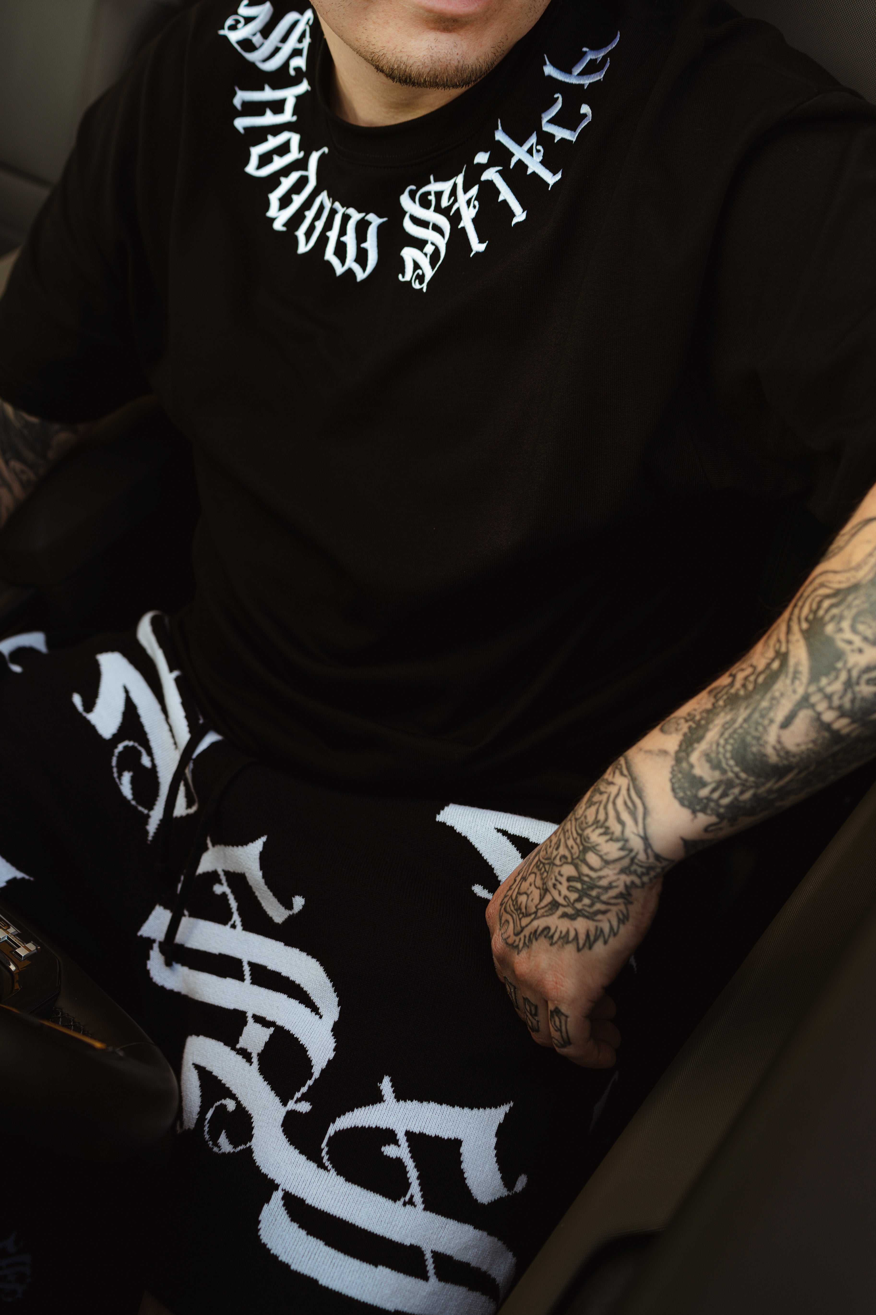 SS/25 - Script Monogram Tee