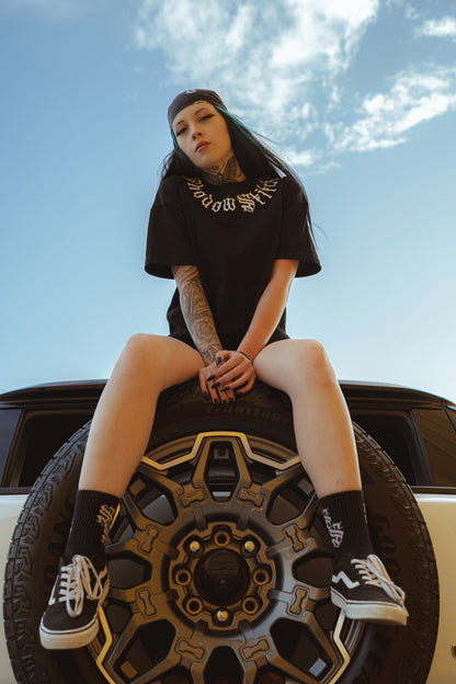 SS/25 - Script Monogram Tee